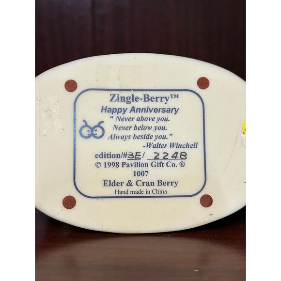 Happy Anniversary Zingle Berry 1998 Pavilion Gift Co #2248 Vintage - Picture 7 of 8